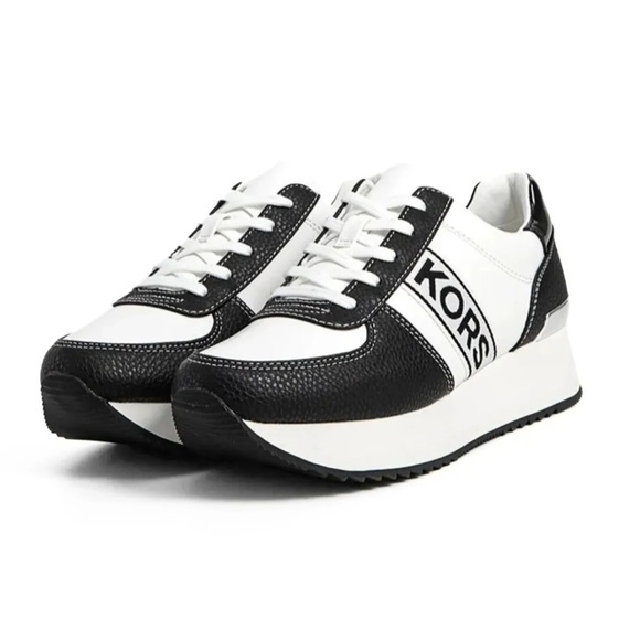 Michael Kors Shoes - NWOT Micheal Kors Platform Sneakers ✨👟